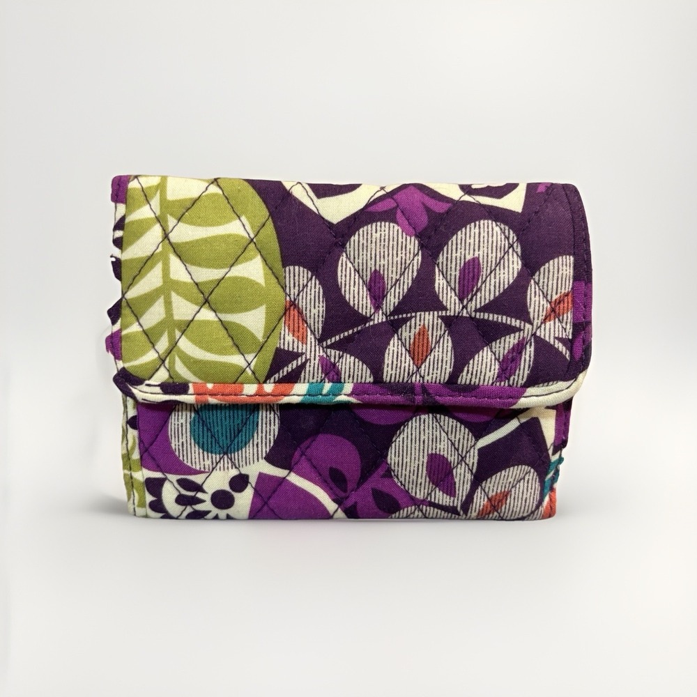 Vera Bradley‎ Plum Crazy Trifold Snap Wallet ID Card Storage Money Zip Clean